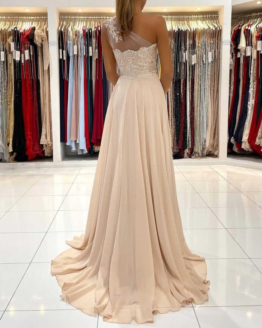 LANGKAAO One Shouder Bridesmaid Dresses Long for Wedding A-Line Chiffon Formal Party Gown with Pockets Champagne Size 10
