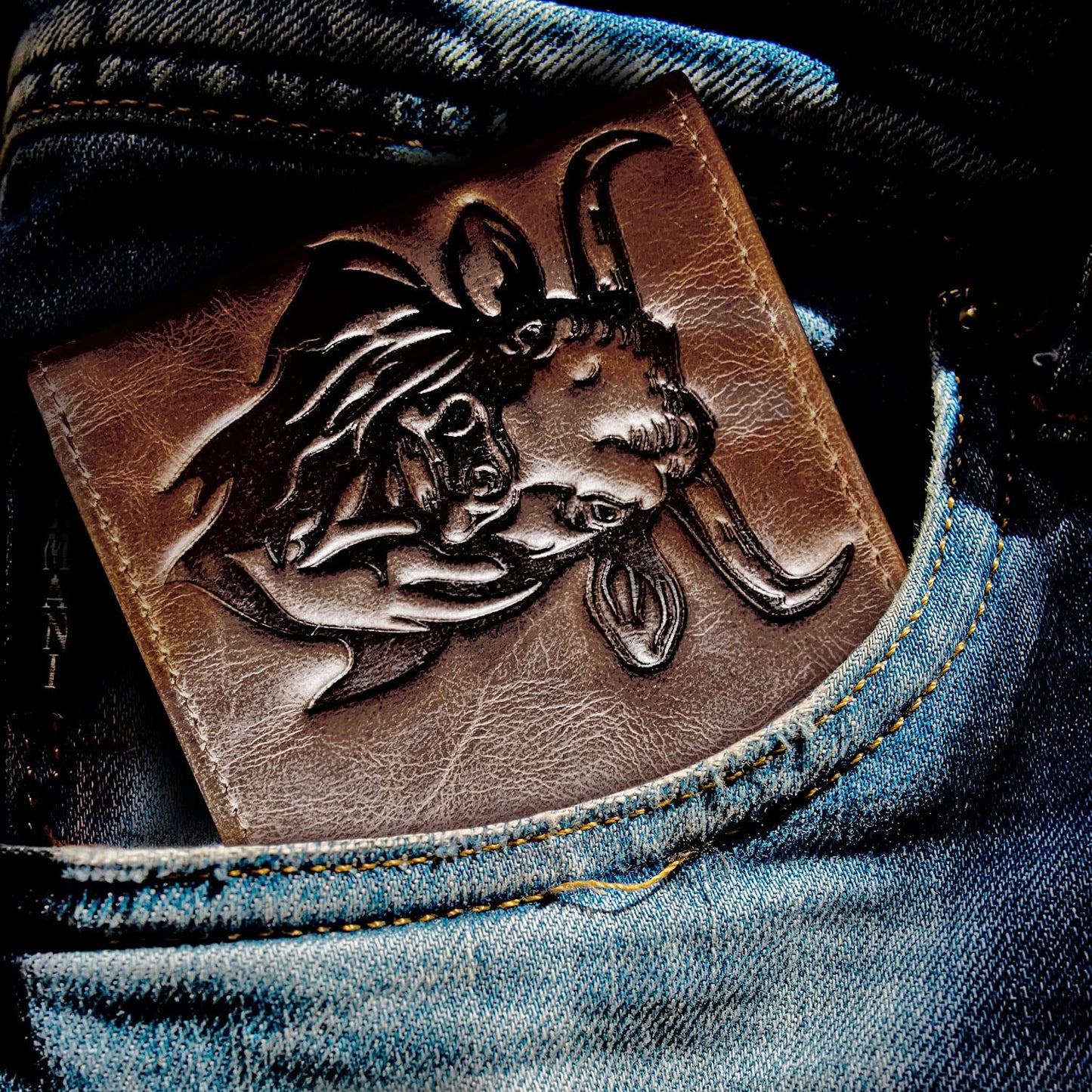 MID WEST RANGE Western Wallet For Men - Full Grain Leather Rodeo Bull Bifold Wallet For Cowboys - Mens RFID Wallet - Cowboy Wallet - Gifts For Him