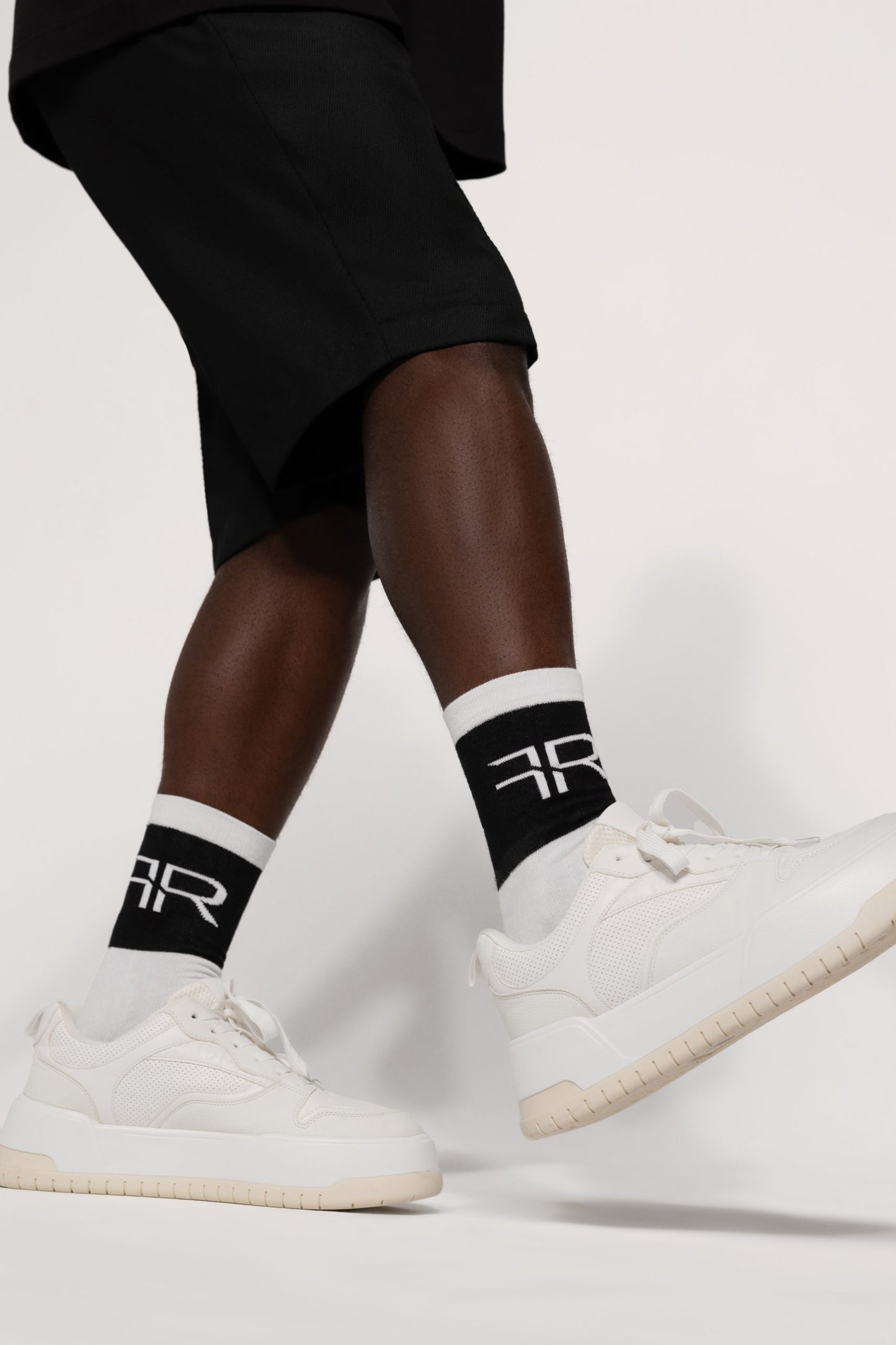 Jacquard Knitted Crew Socks-a perfect blend of comfort, style and craftsmanship