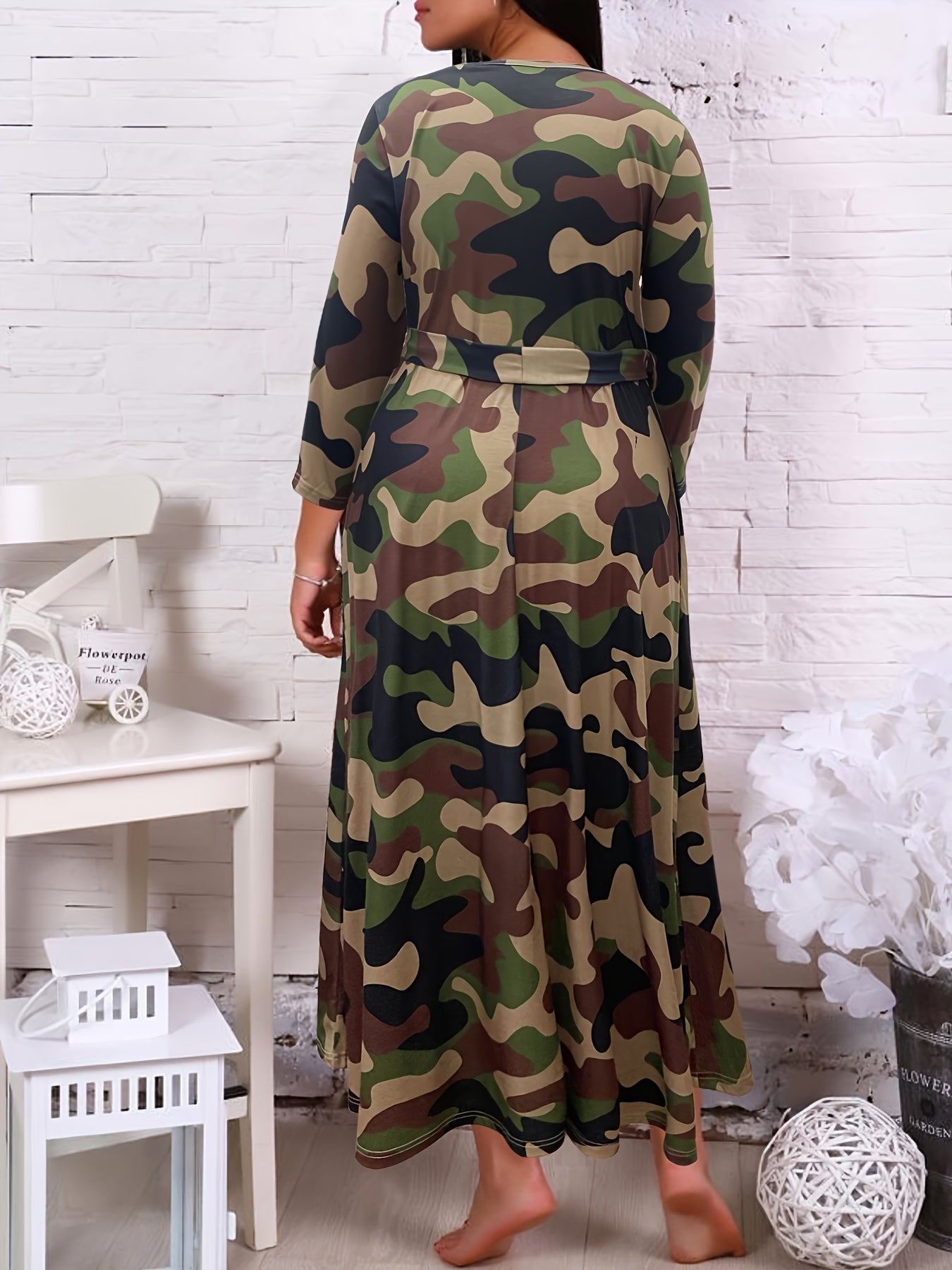 Plus Size Casual Dress, Women's Plus Camo Print Long Sleeve Round Neck Maxi Dress With Belt