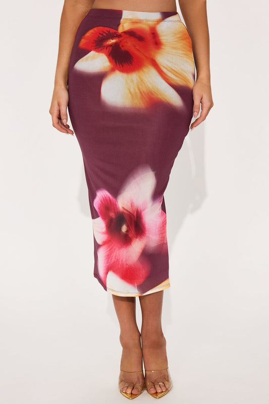 https://cdn.shopify.com/s/files/1/0293/9277/files/02-19-25_S9_58_ZDM5697FLORAL5_MultiColor_TK_DO_14-33-31_36857_MH_PXF.jpg?v=1740700279