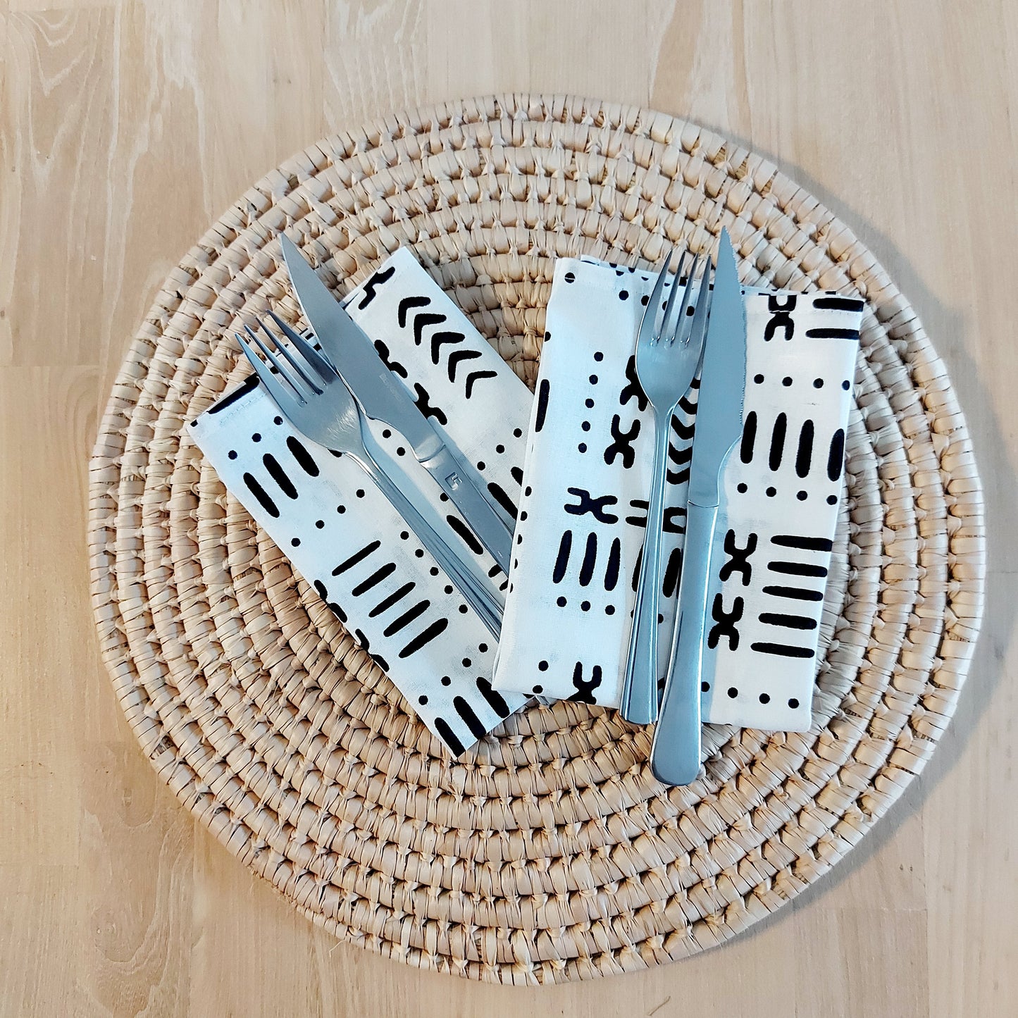 Set of 4 / 8 Napkins | 35x35cm | White Mudcloth Print Napkins-0