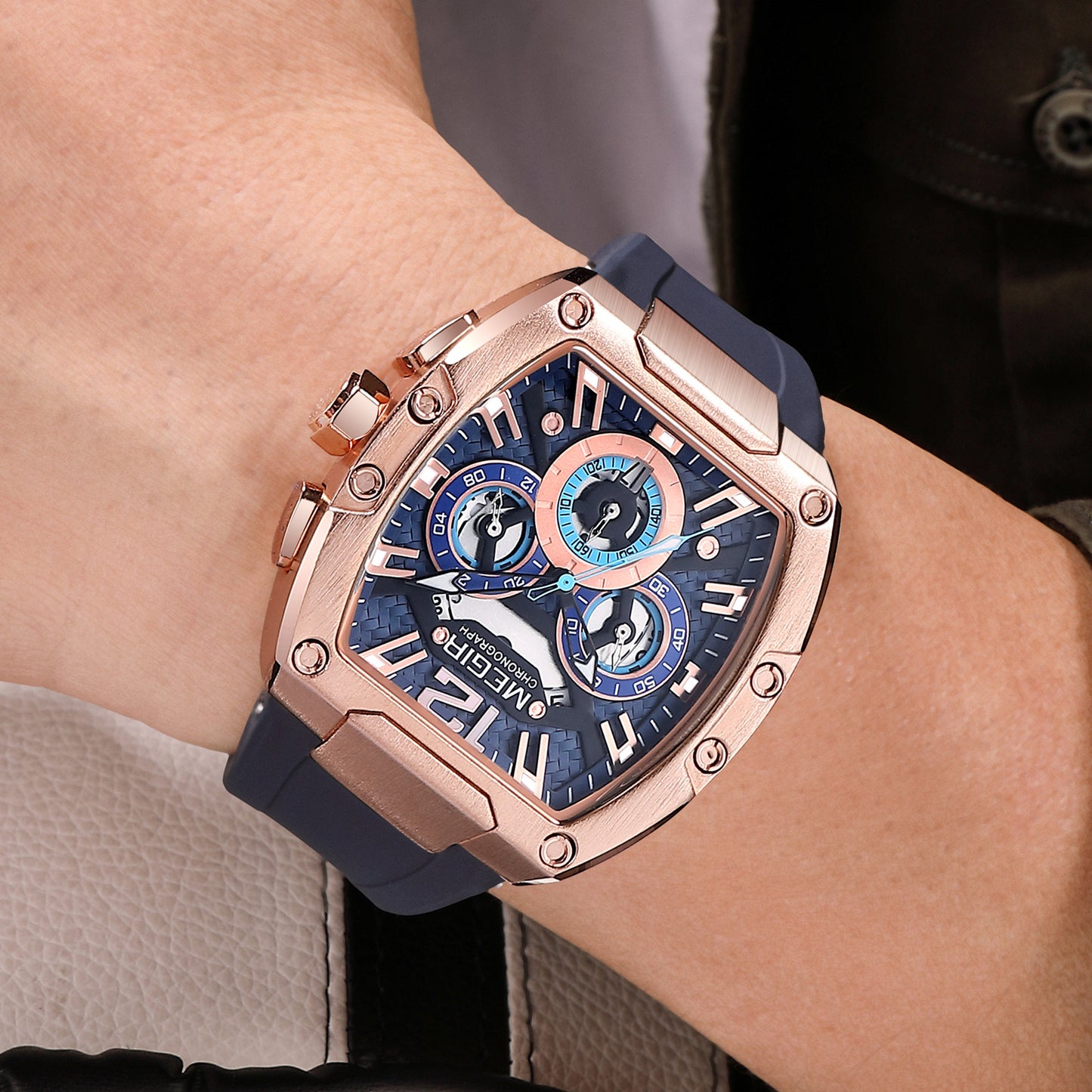 MEGIR Chronograph Luxury Sport Quartz Watch Men Waterproof Luminous Silicone Casual Big Dial Wristwatch Auto Date Reloj Hombre-4