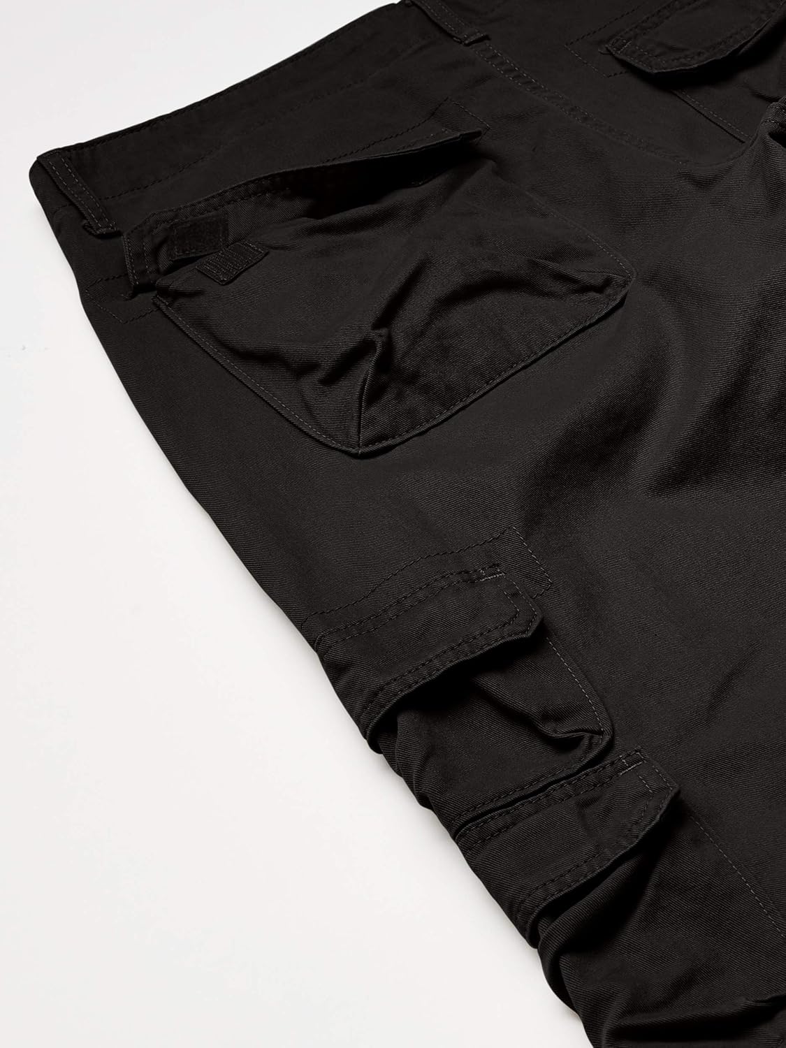 Wrangler Authentics Men&#39;s Premium Relaxed Fit Straight Leg Cargo Pant