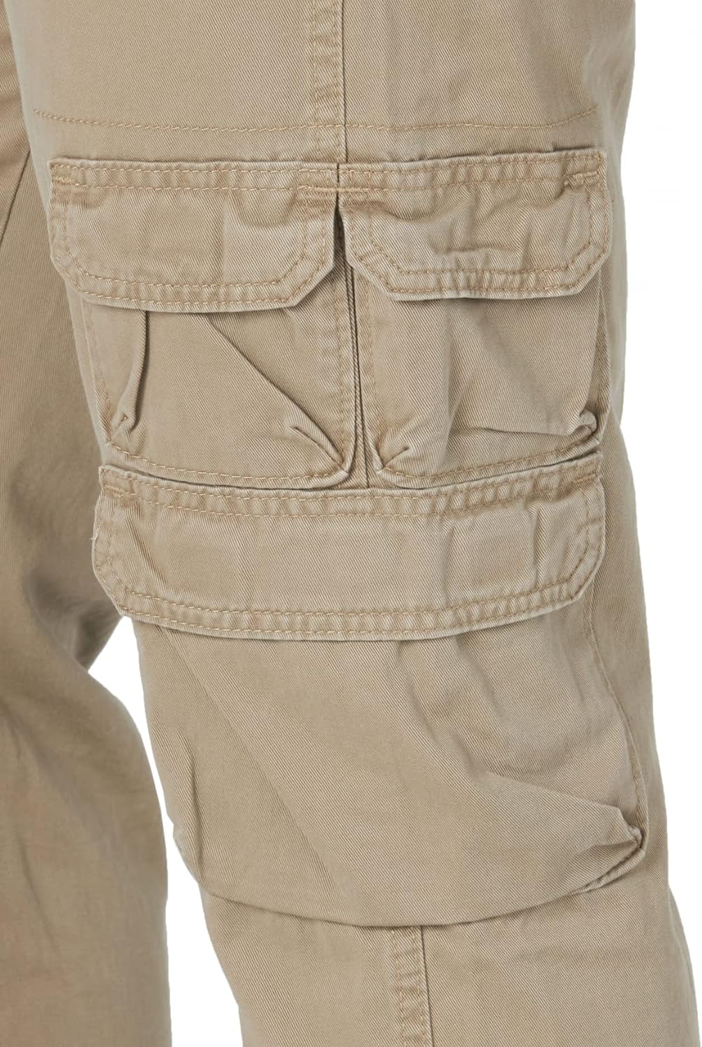 Wrangler Authentics Men&#39;s Premium Relaxed Fit Straight Leg Cargo Pant