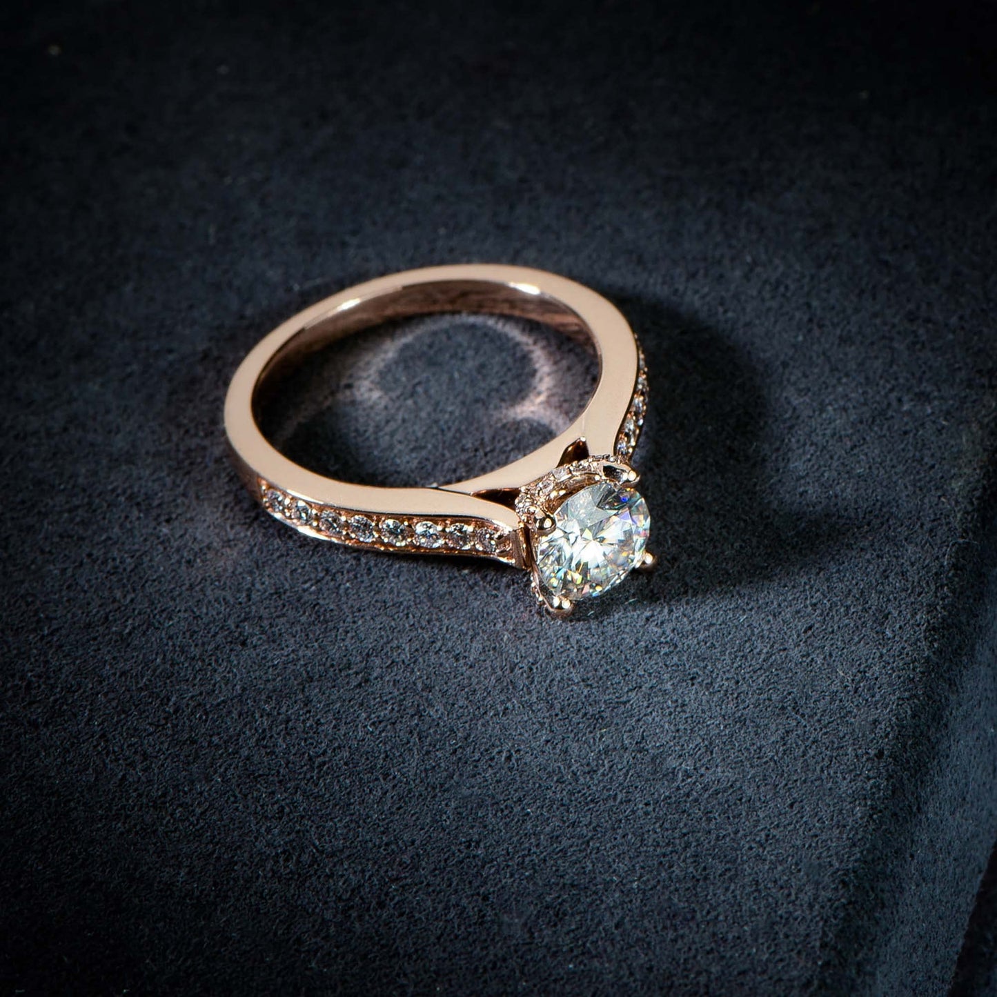 HAFEEZ CENTER 14K Moissanite Engagement Ring 14K Solid Gold 1ct Halo Solitaire Moissanite Engagement Rings for Women 14K Gold Rings for Women (Rose-Gold, 9)