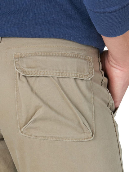 Wrangler Authentics Men&#39;s Premium Relaxed Fit Straight Leg Cargo Pant