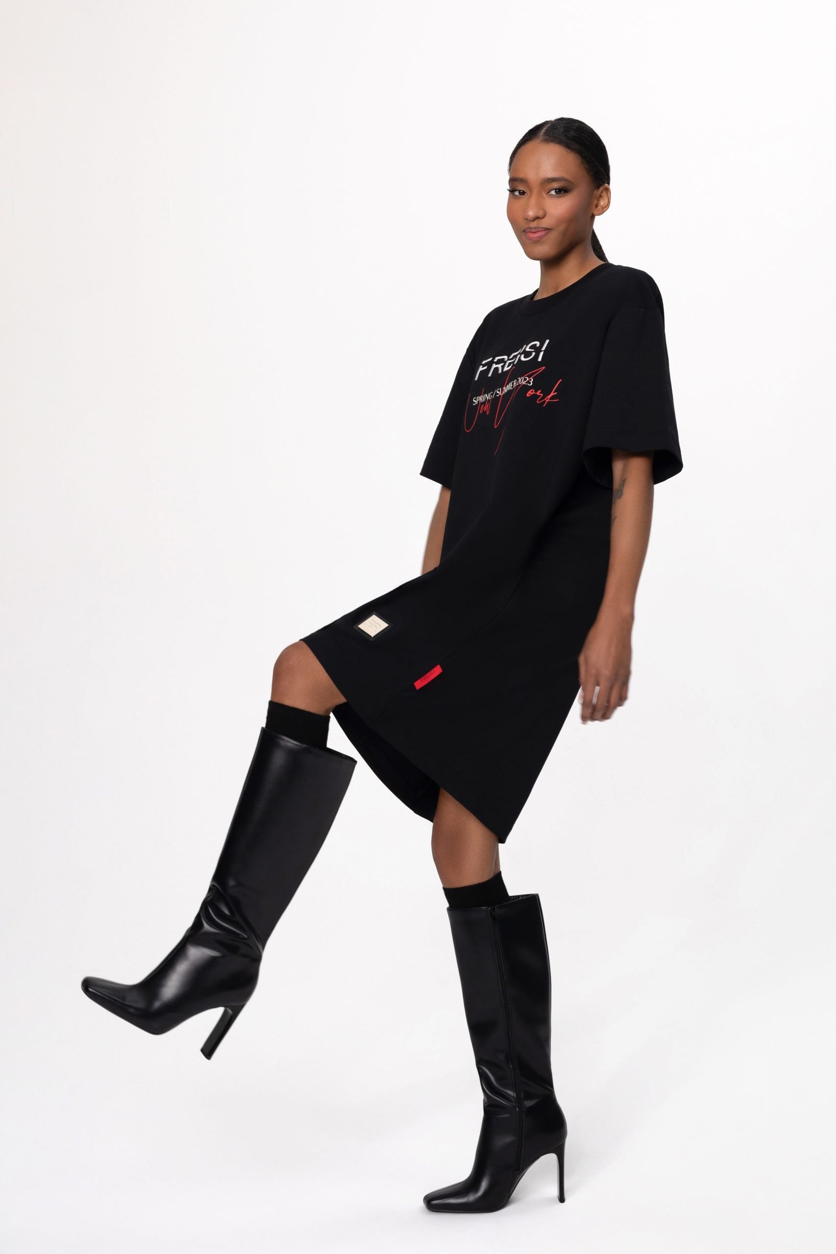 Experience the perfect blend of comfort and style with Freisi Relaxed Dress