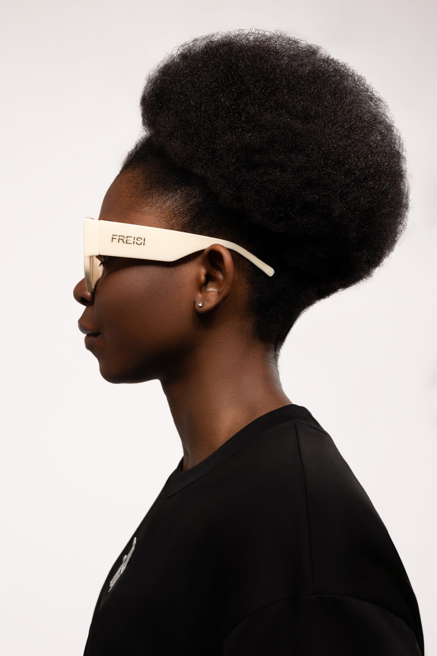 Freisi Opulent style sunglasses-A fusion of luxury, sophistication and functionality