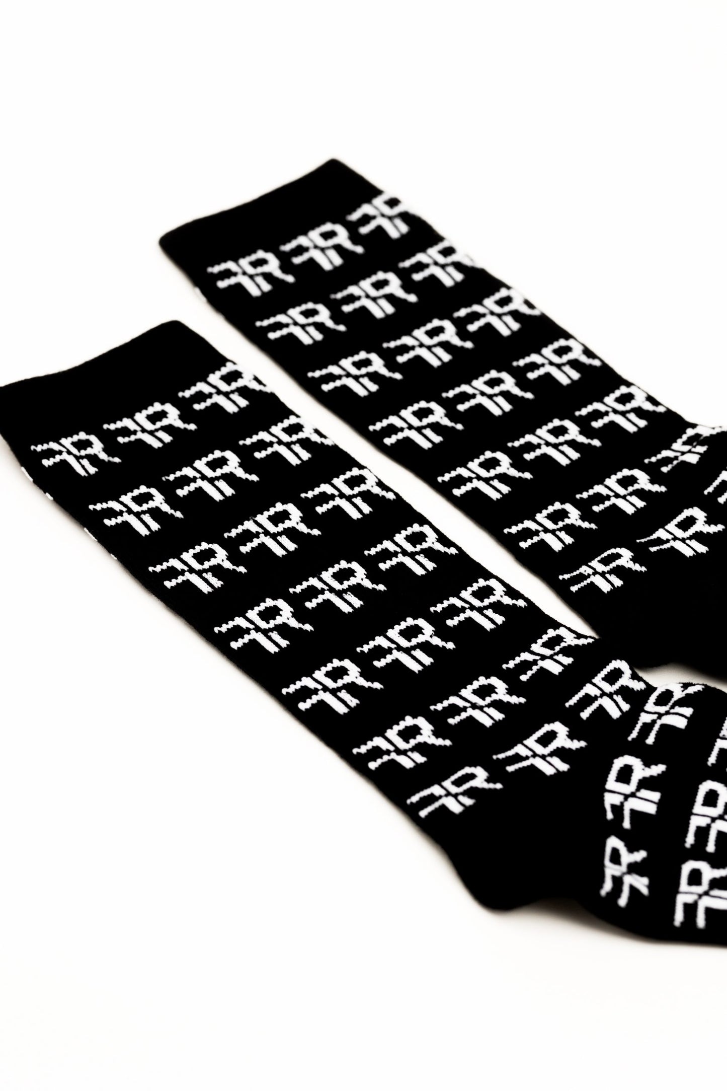 Jacquard Knitted Crew Socks-a perfect blend of comfort, style and craftsmanship