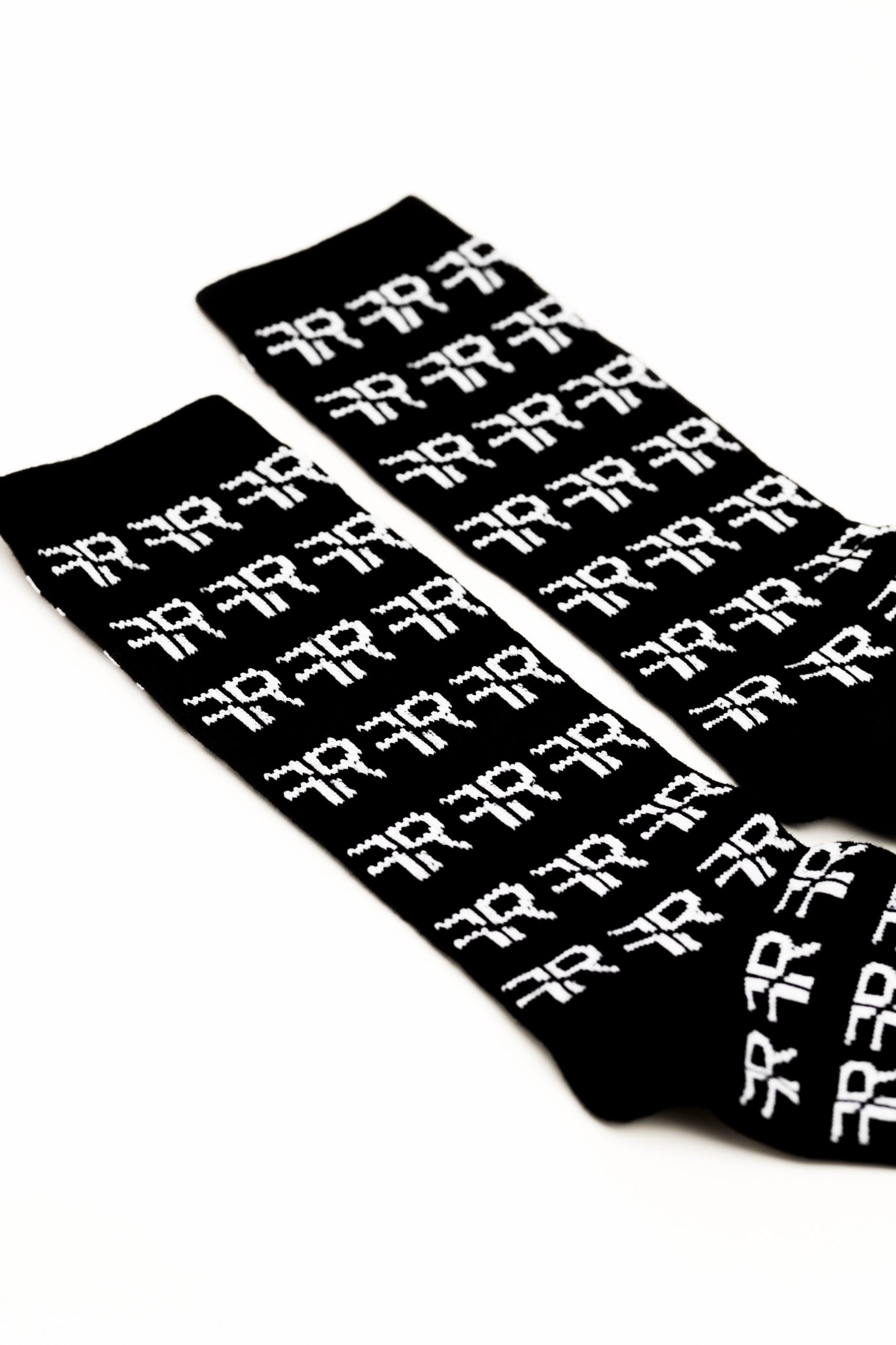 Jacquard Knitted Crew Socks-a perfect blend of comfort, style and craftsmanship