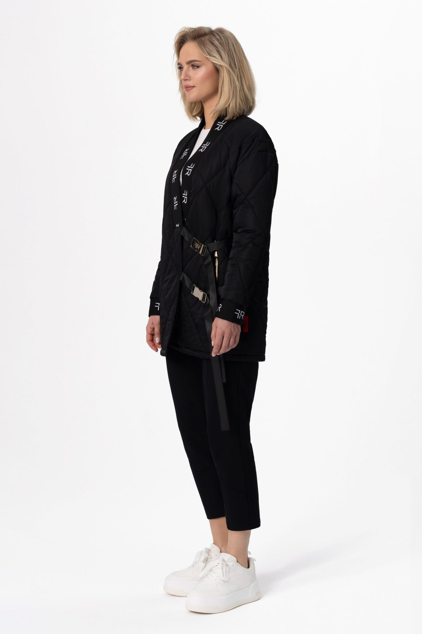 FREISI Padded Jacket — a fusion of timeless design and contemporary flair