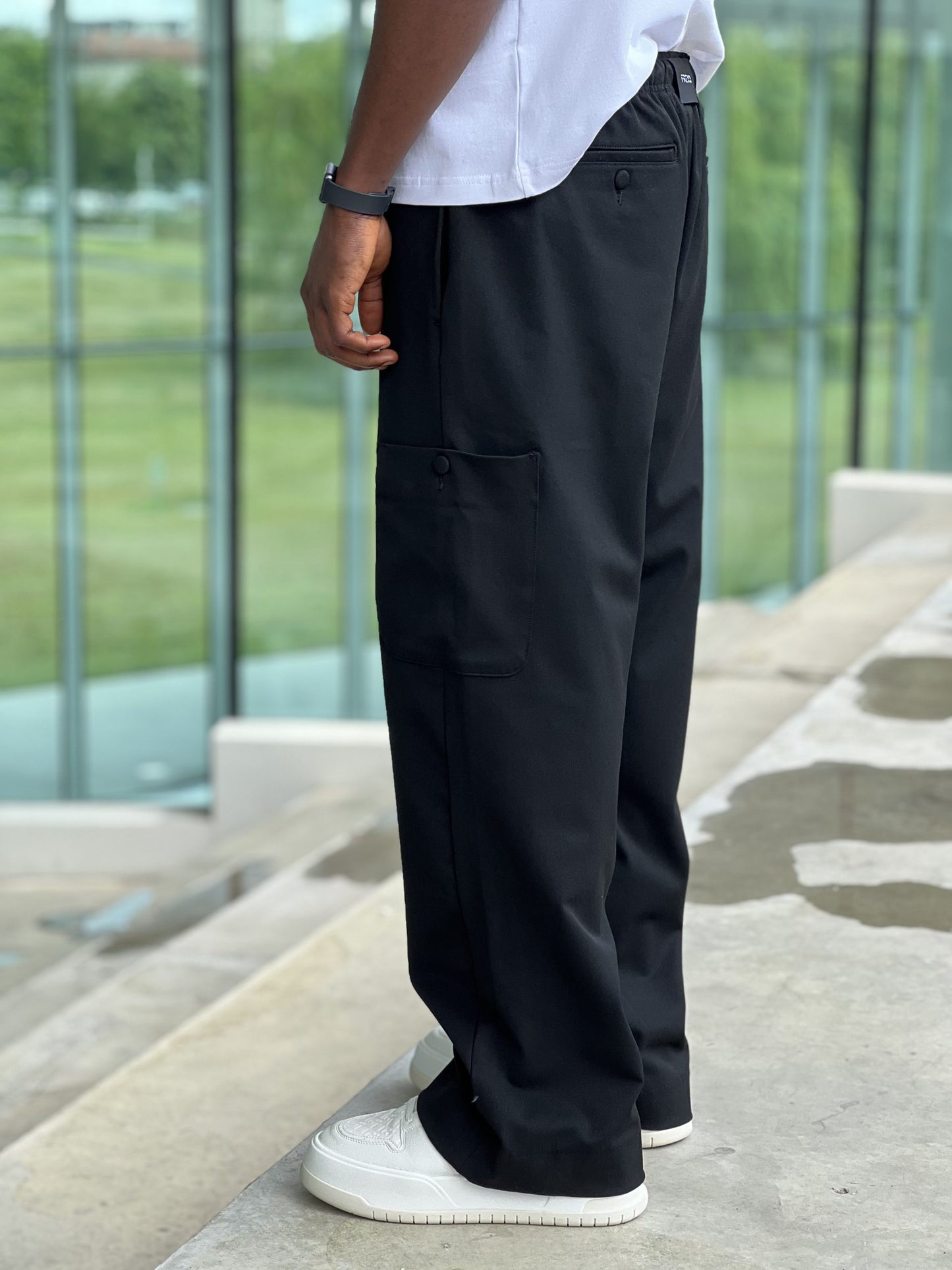 FREISI Wide-Fit Pants-2