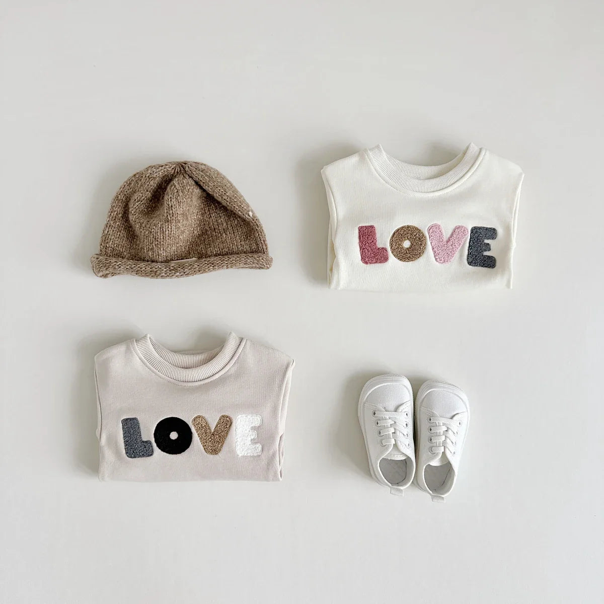 Sweatshirt with Romper Closure "Love" Multivariant-4