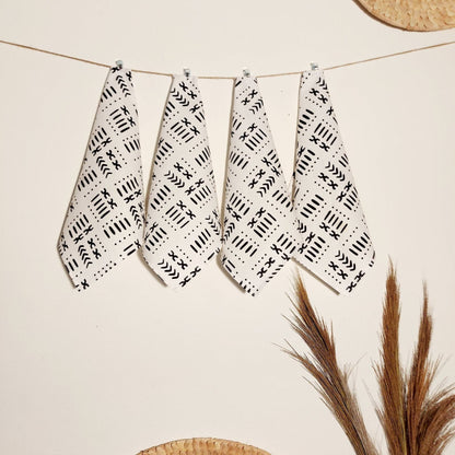 Set of 4 / 8 Napkins | 35x35cm | White Mudcloth Print Napkins-3
