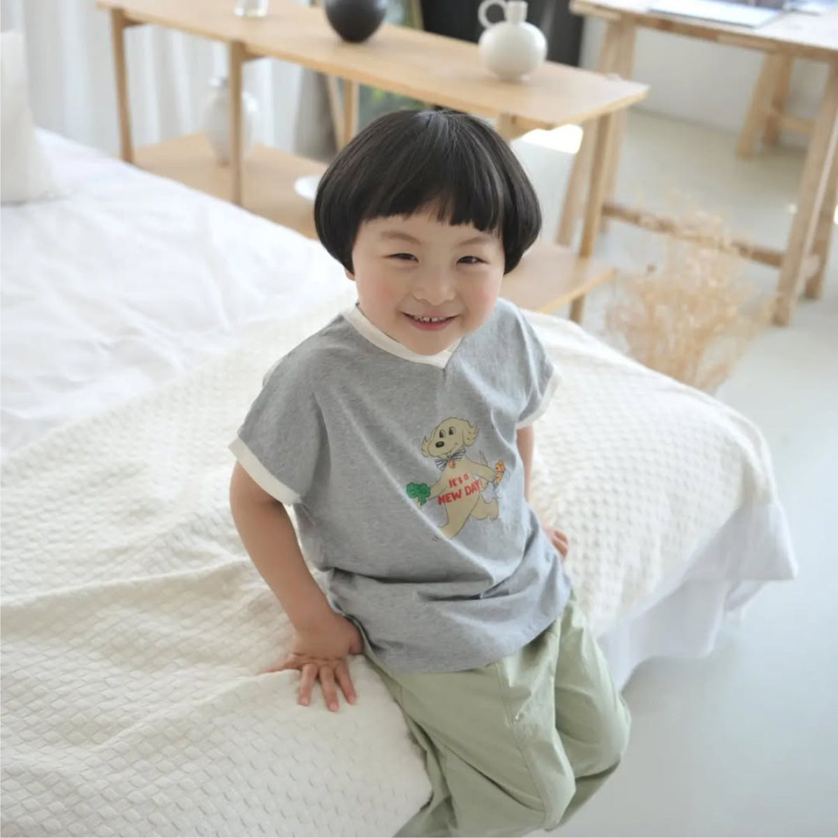 Casual Short Sleeves Summer New Children’s T-shirt, Unisex Baby Cartoon V Neck Top-1