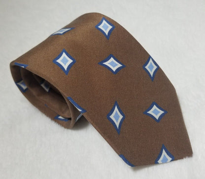 Brown Geometric Ancient Madder Silk Tie (Handmade in Italy)-0